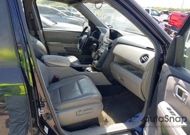 5FNYF4H68DB024264: 44705360