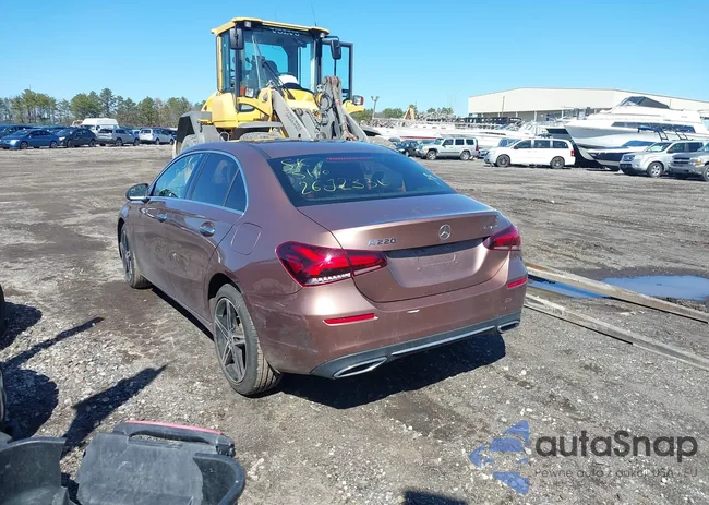 W1K3G4FB3MJ309167: 44705486