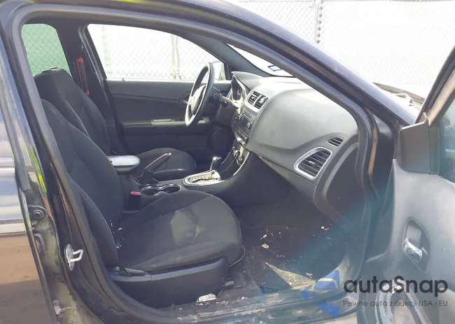 1C3CDZAB2EN235584: 44705176