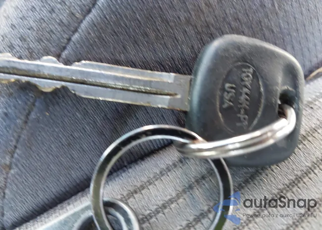 JTMRFREV0DD026417: 44707270