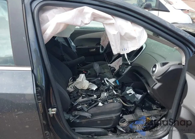 1G1JD5SB2K4114185: 44707517