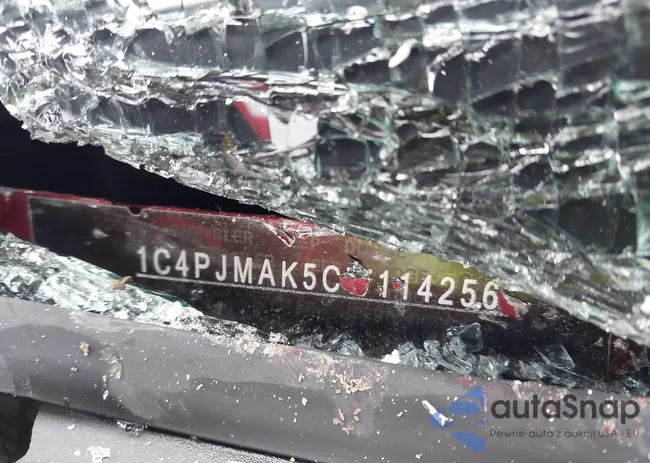 1C4PJMAK5CW114256: 44707574