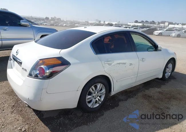 1N4AL2AP4CC159860: 44708852