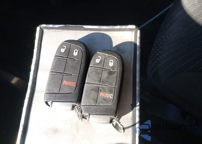 3C4PDCBG0HT675456: 44709579