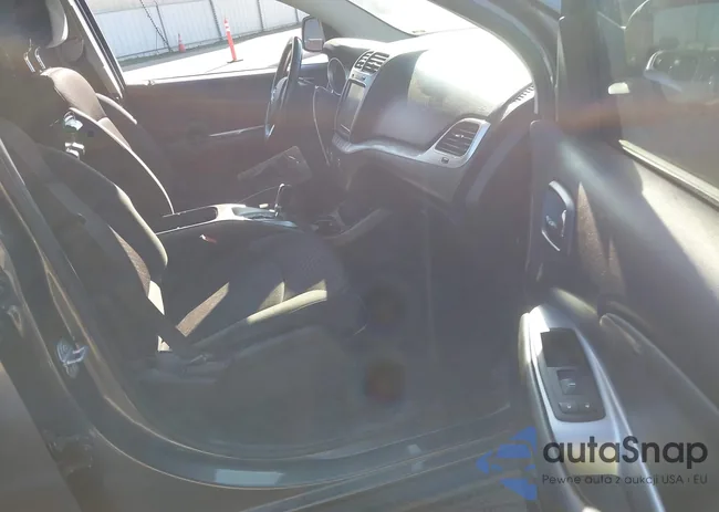 3C4PDCBG0HT675456: 44709579