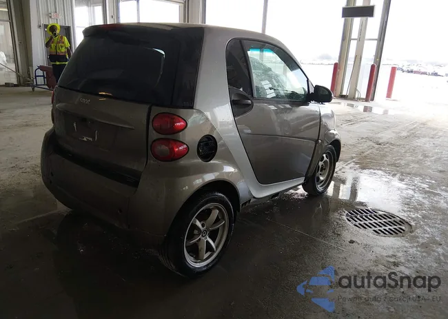 WMEEJ3BA1BK492279: 44710379