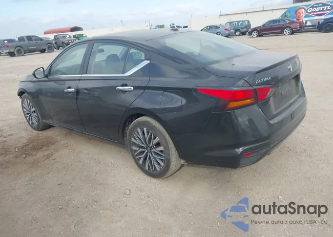 1N4BL4DV1SN370320: 44710669