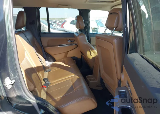 1C4PJLCK1CW107182: 44710822