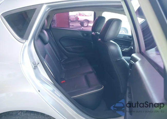 3FADP4FJ0CM135099: 44711526