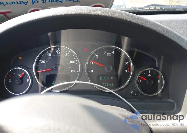 1C4PJMAK7CW202757: 44713067