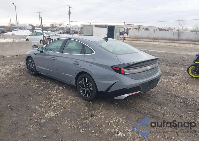 KMHL64JA1RA392192: 44716840