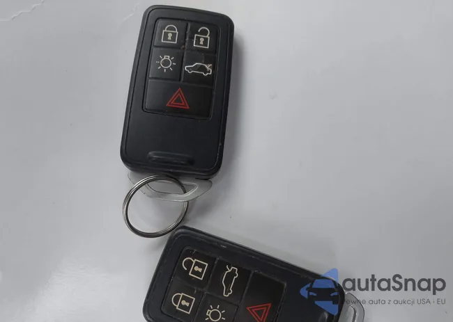 YV1612TK8G2400624: 44718936