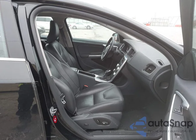 YV1612TK8G2400624: 44718936