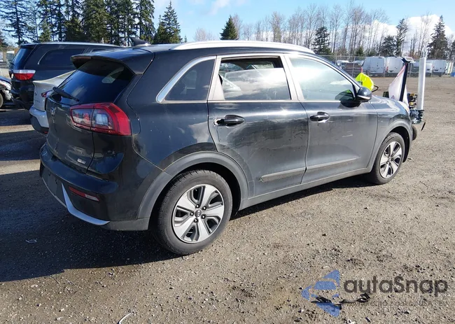 KNDCC3LC6J5144779: 44719081