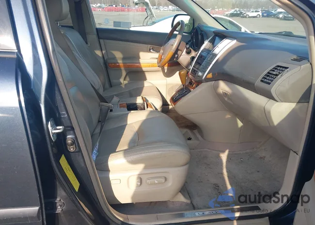 2T2GK31U17C024377: 44721958