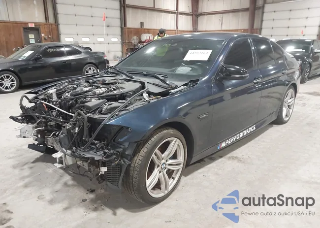 WBAKP9C57ED693033: 44723164