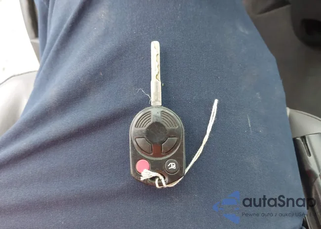 1FTYR2CM0GKB02027: 44723889