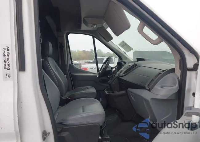 1FTYR2CM0GKB02027: 44723889