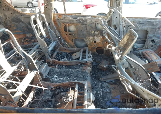 JN8AZ2NF4H9646351: 44725007