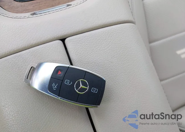 4JGFB4KB8NA710643: 44726517