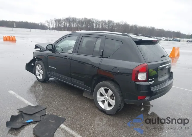 1C4NJDEB1GD757559: 44726580