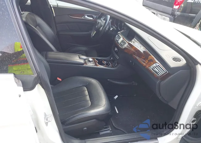 WDDLJ9BB6EA111589: 44727707