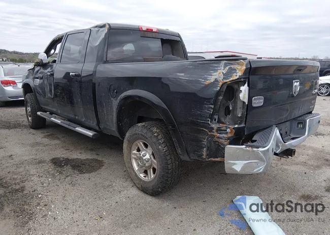 3C6UD5PL0CG106037: 44729308