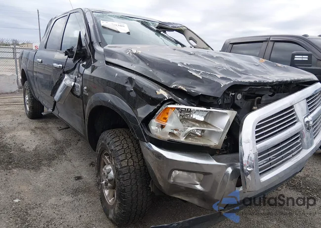 3C6UD5PL0CG106037: 44729308