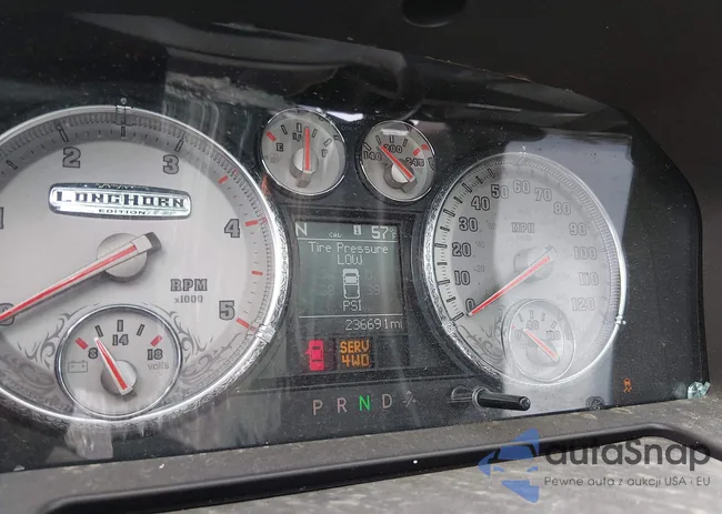 3C6UD5PL0CG106037: 44729308