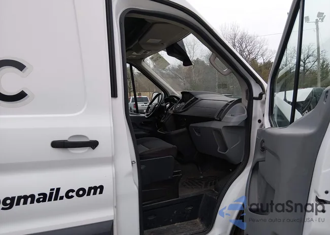 1FTYR2CV9GKA48512: 44730165