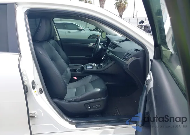 JTHKD5BH2D2139570: 44733570