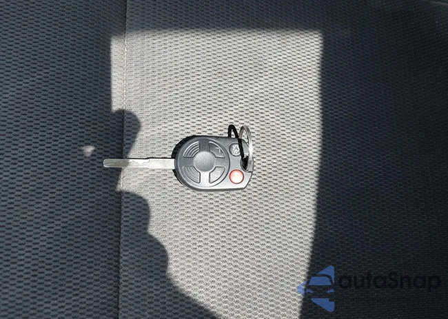 1FADP3F28DL247204: 44738538