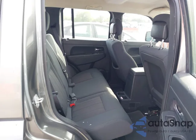 1C4PJLAK5CW208048: 44740020