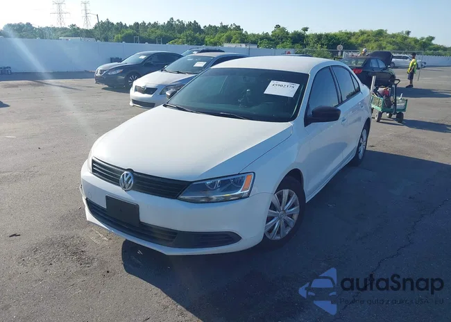 3VW2K7AJ3DM311005: 45902375