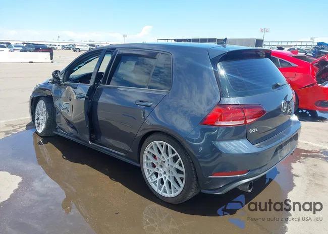 3VW447AU4JM255357: 45923285