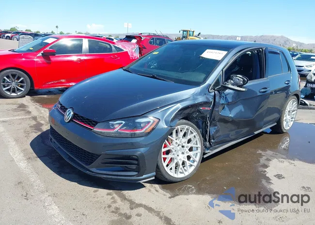 3VW447AU4JM255357: 45923285