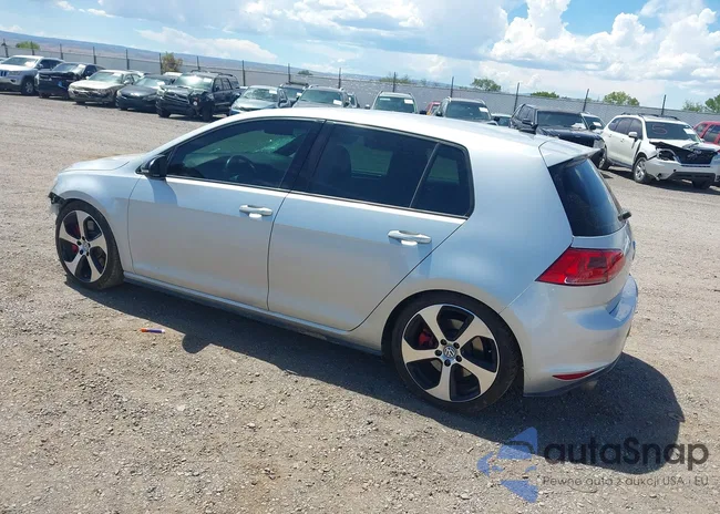 3VW447AU4HM020435: 45937377
