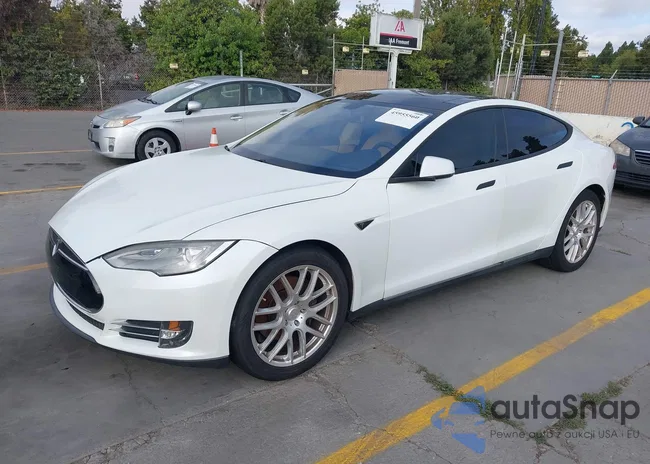 5YJSA1DG2DFP03576: 45955560