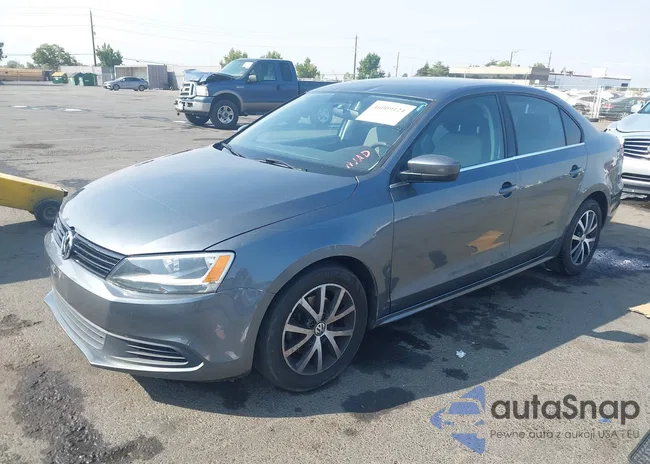 3VW2B7AJ9HM329059: 46009124