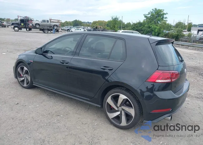3VW447AU7JM256759: 46072907