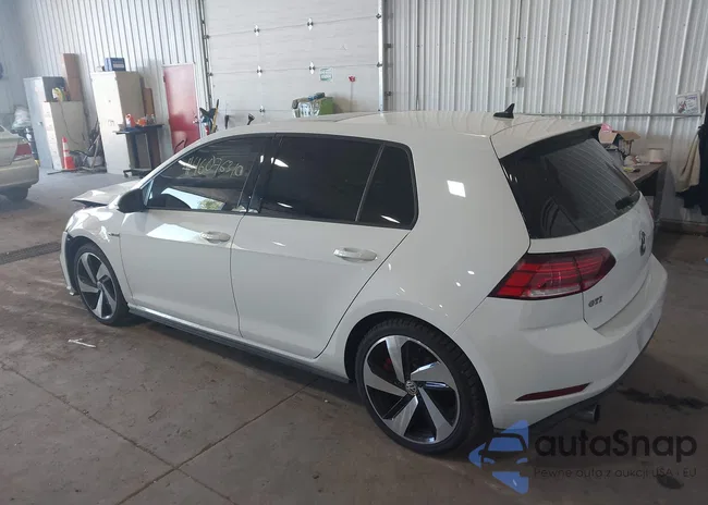 3VW547AU3JM259257: 46076310