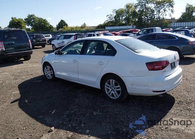 3VW2B7AJ9HM224215: 46081858