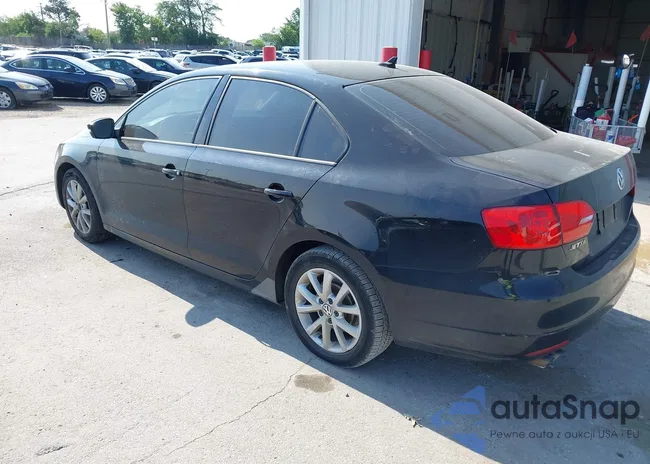 3VWDX7AJ2CM063791: 45578820