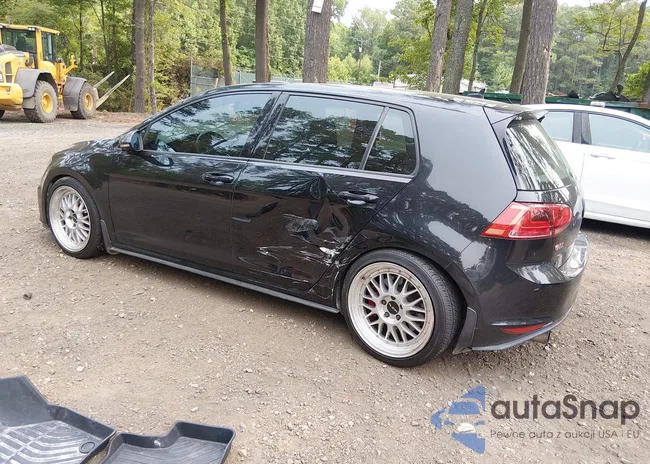 3VW447AU3HM065737: 45628969