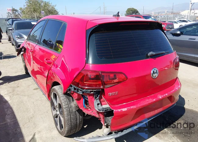 3VW547AU2HM073641: 45758776