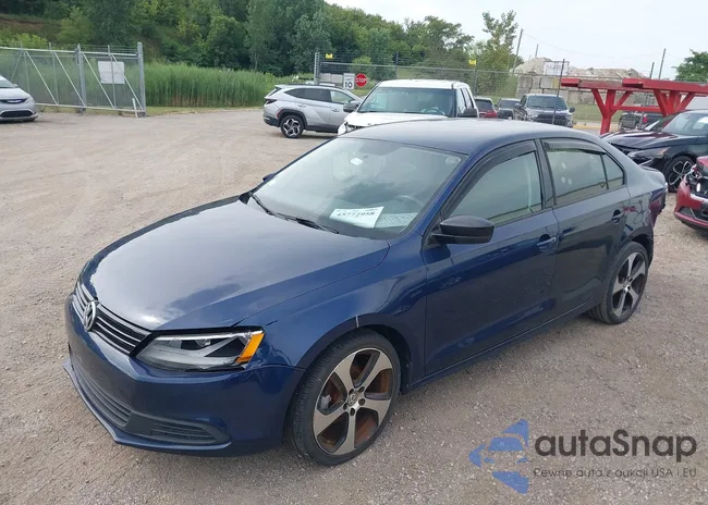 3VW1K7AJ9DM261299: 45772958