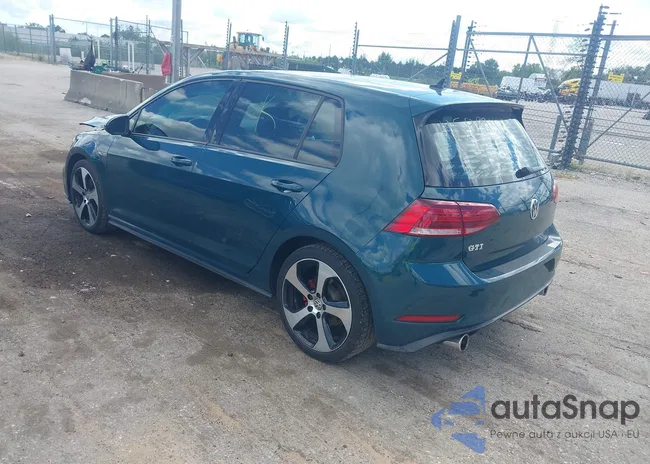 3VW547AU8JM287815: 45899471