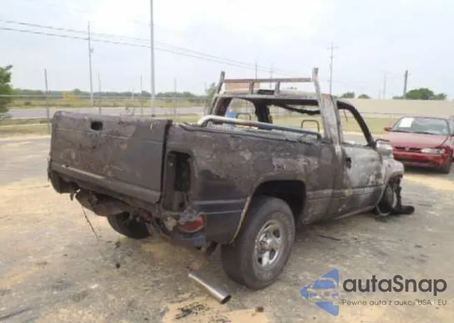 1B7HC16X8SS352612: 7544579