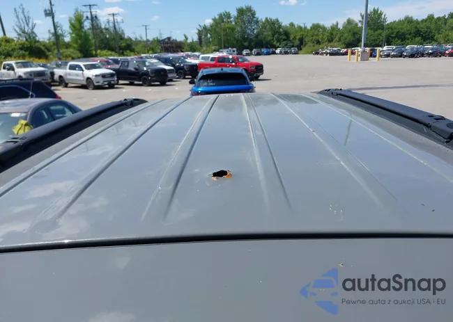 1C4SDJCT5PC612616: 12064412