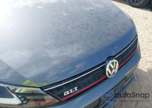 3VW4T7AJ5HM304679: 12259069